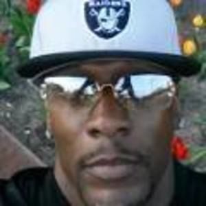 Meet your Posher, Lawrence